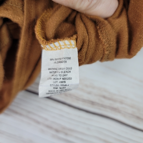 Pinc | Button Tie Waist Short Sleeve Top - Picture 6 of 6